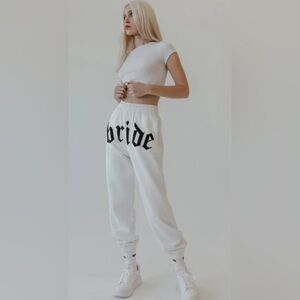 LIKE NEW Bridemerch White Sweatpants Joggers Size Large L (fits Medium M)